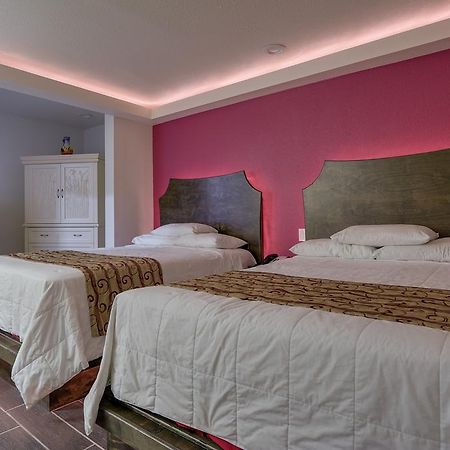 Romantic Inn & Suites ดัลลัส ห้อง รูปภาพ