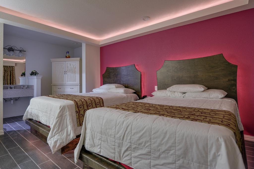 Romantic Inn & Suites ดัลลัส ห้อง รูปภาพ