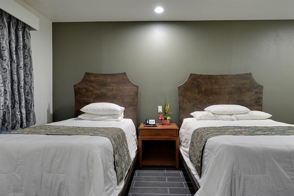Romantic Inn & Suites ดัลลัส ภายนอก รูปภาพ