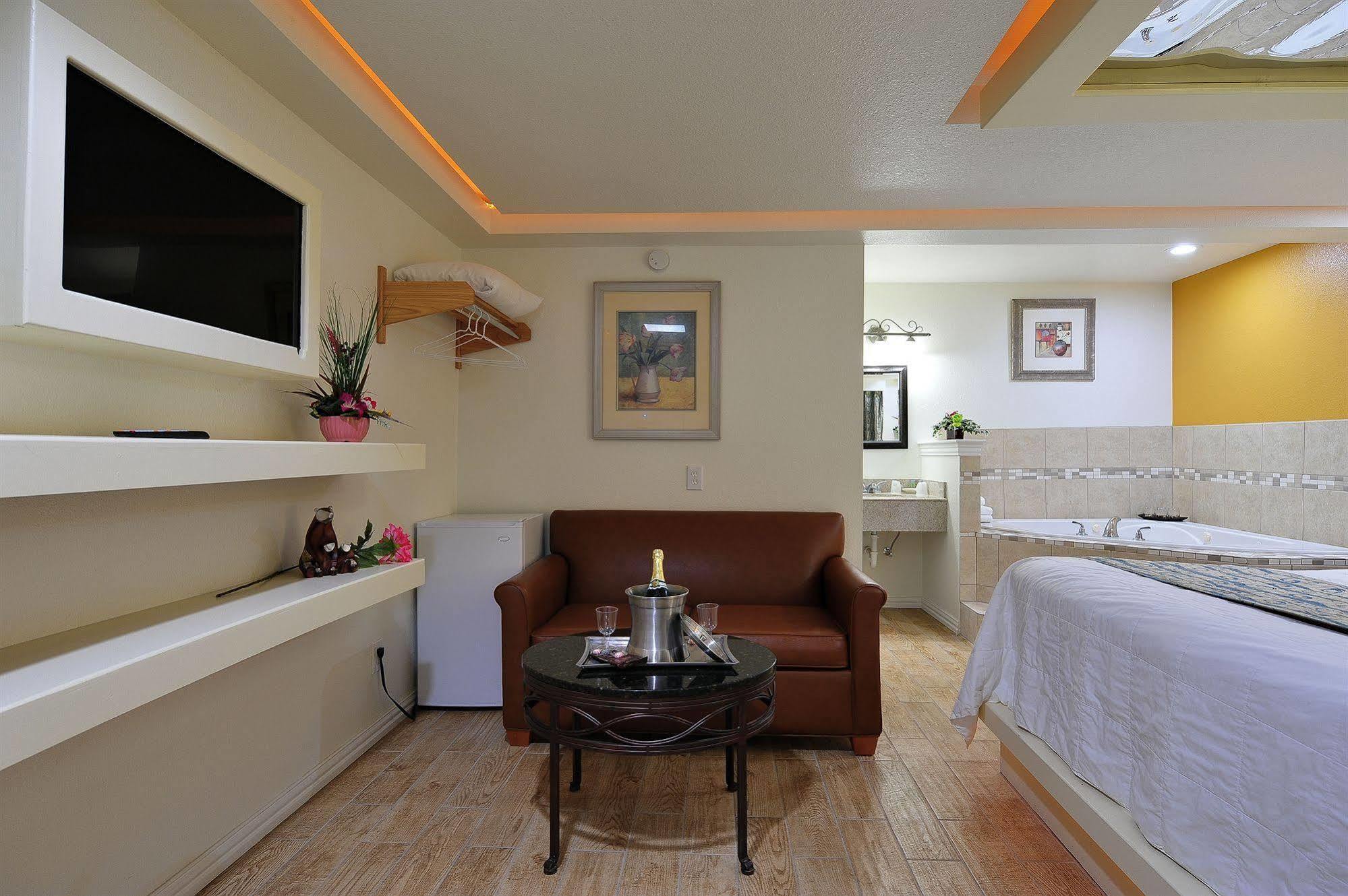 Romantic Inn & Suites ดัลลัส ภายนอก รูปภาพ