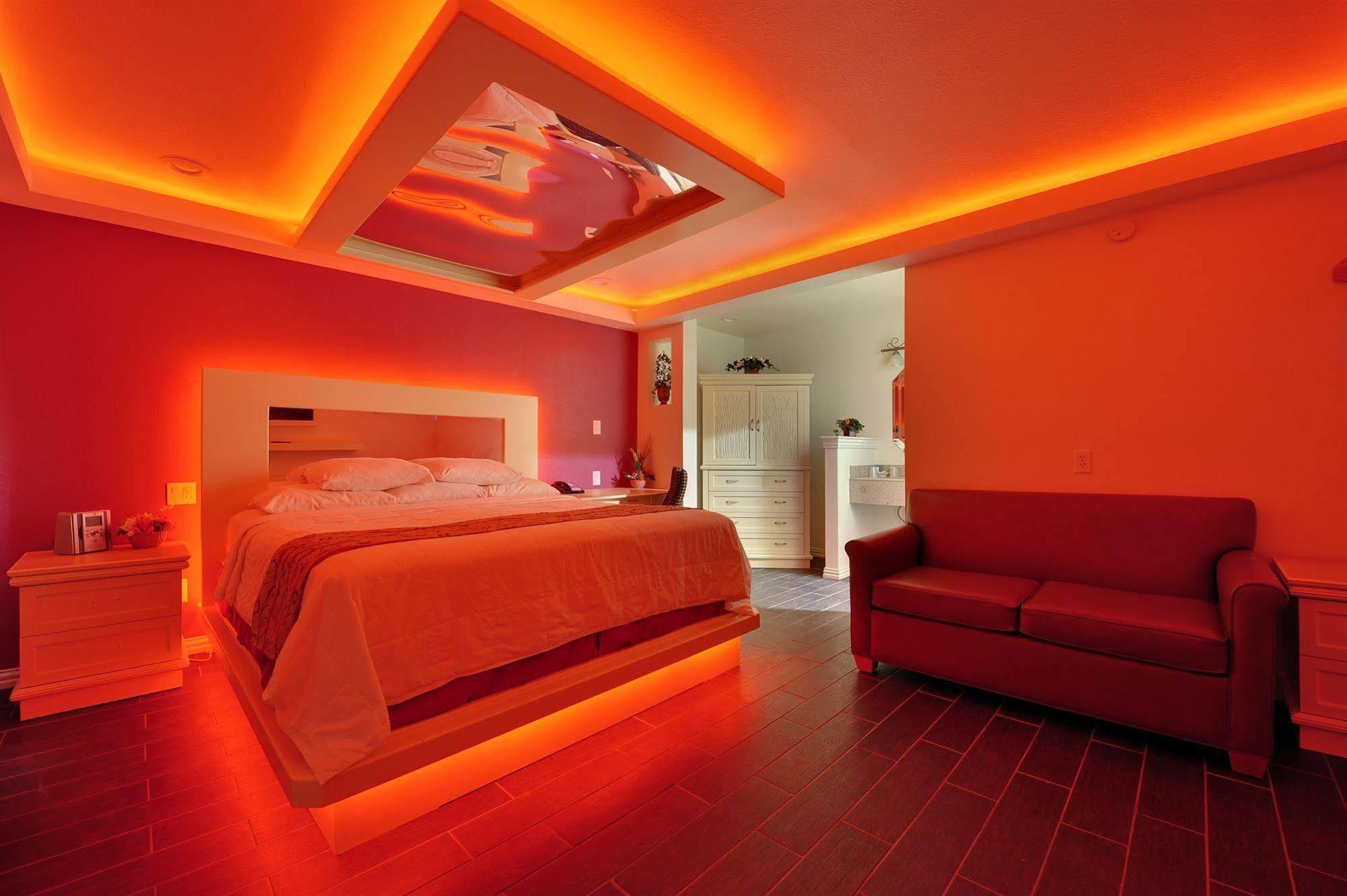 Romantic Inn & Suites ดัลลัส ภายนอก รูปภาพ