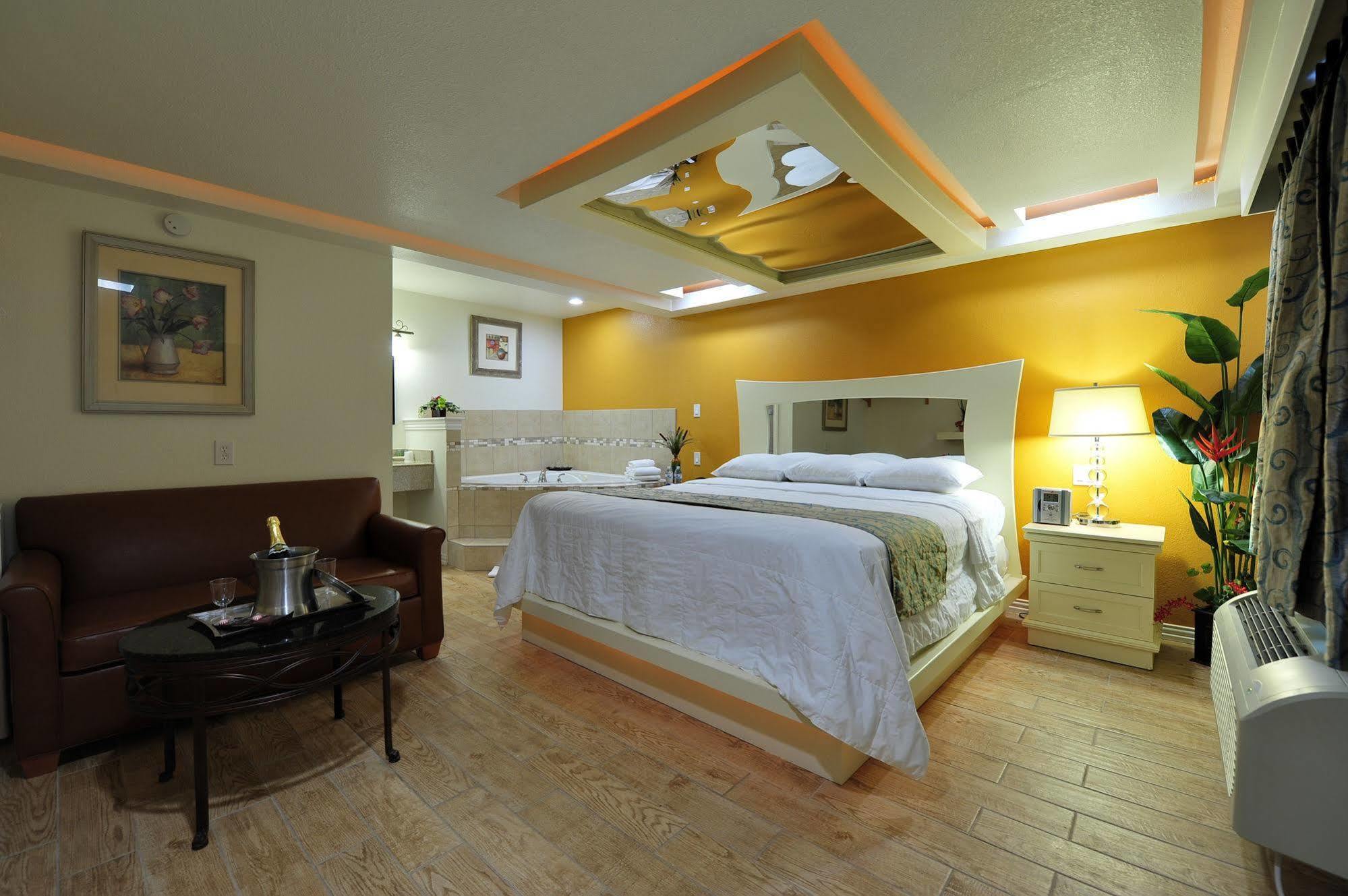 Romantic Inn & Suites ดัลลัส ภายนอก รูปภาพ