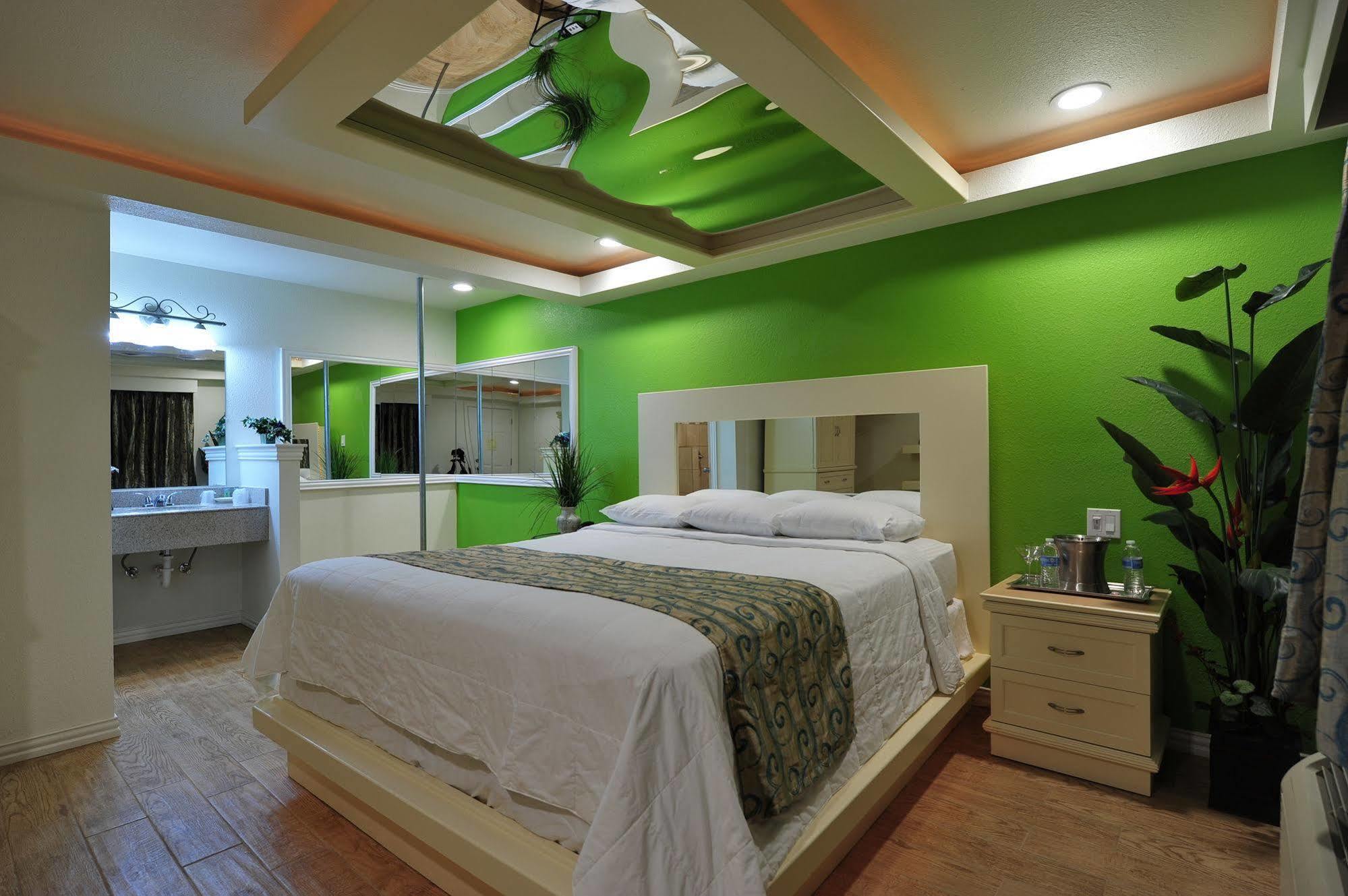 Romantic Inn & Suites ดัลลัส ภายนอก รูปภาพ