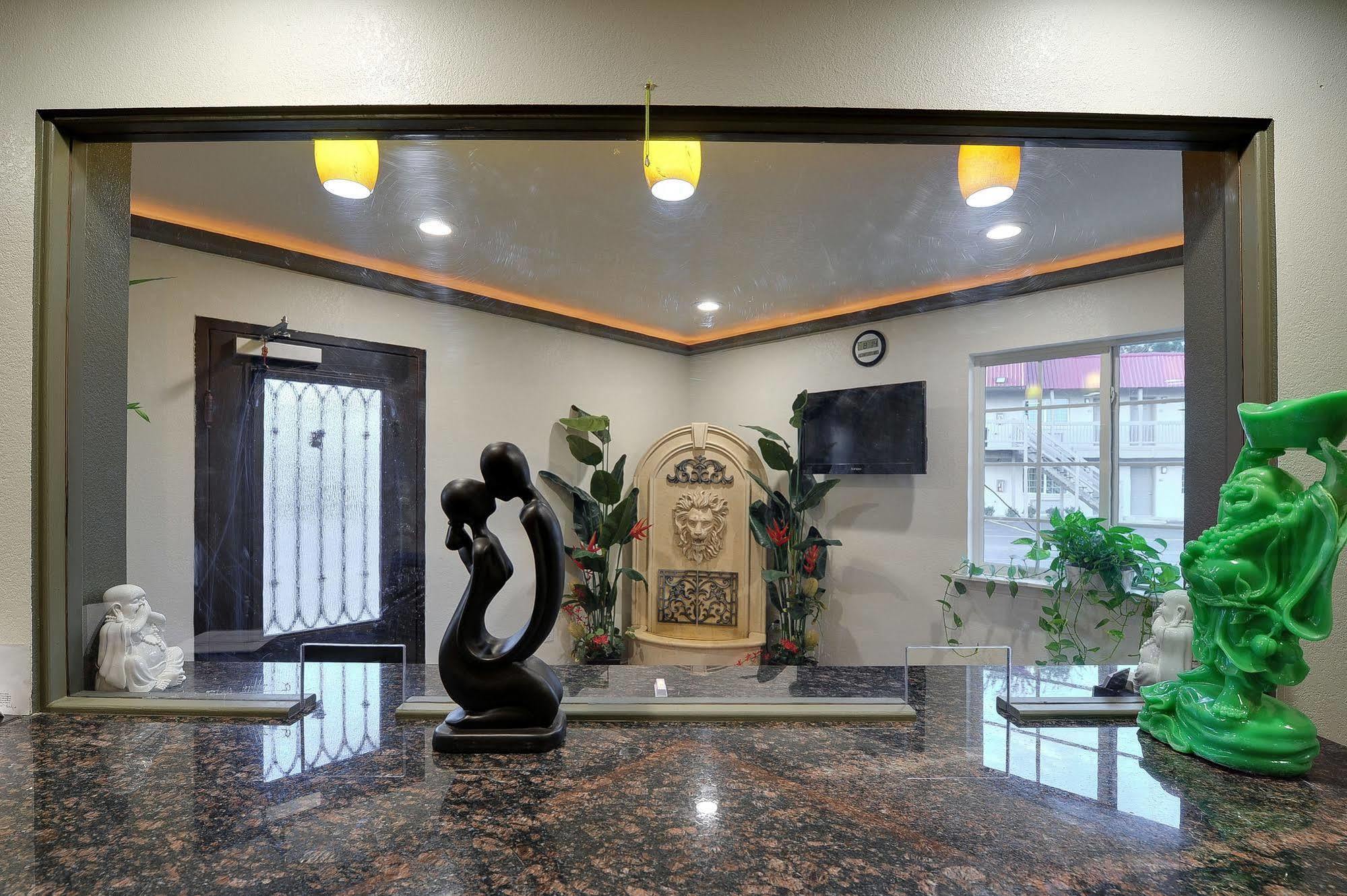 Romantic Inn & Suites ดัลลัส ภายนอก รูปภาพ